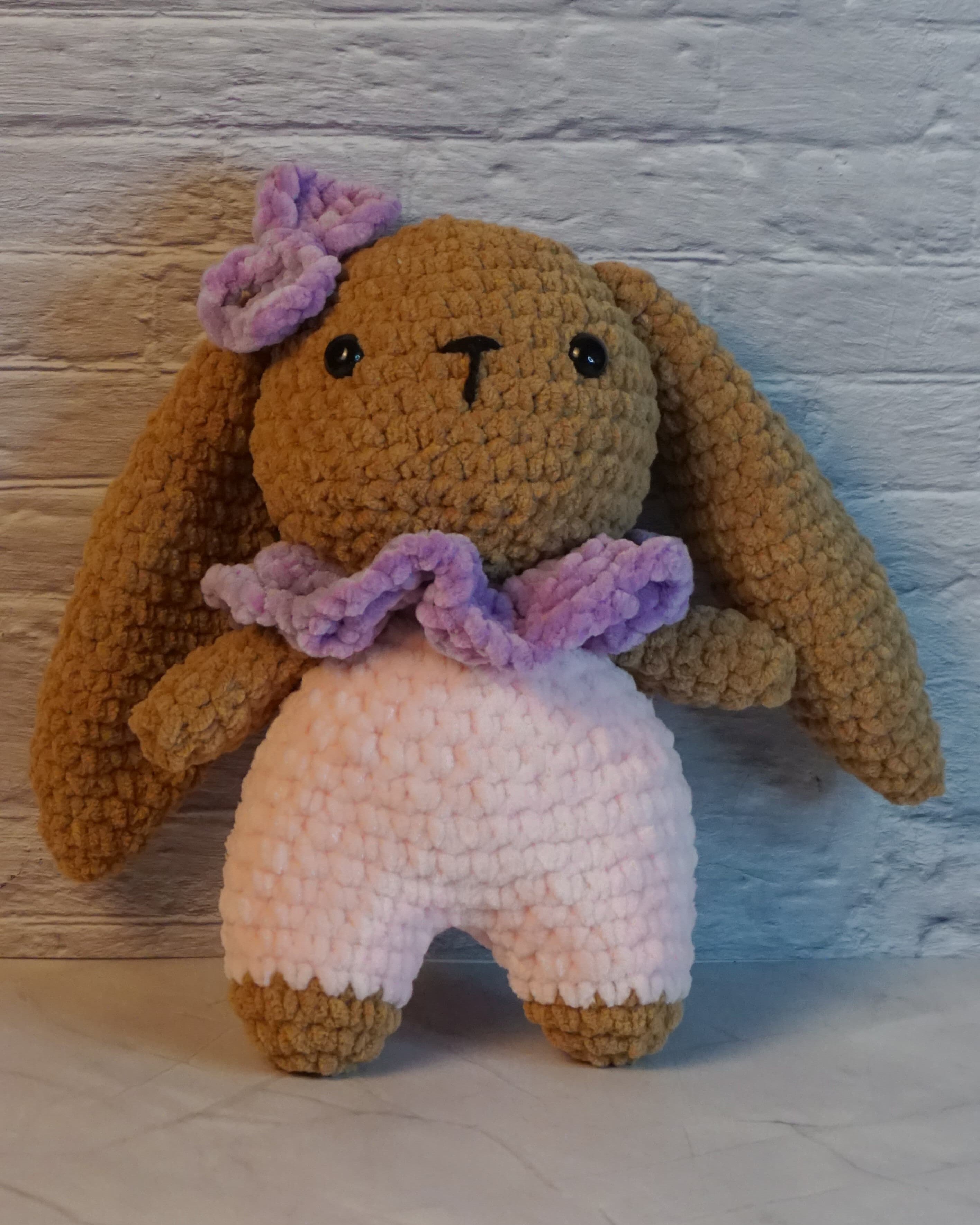 Lottie het Konijn – Gehaakt Konijnenknuffeltje | Handgemaakt Amigurumi Speelgoed