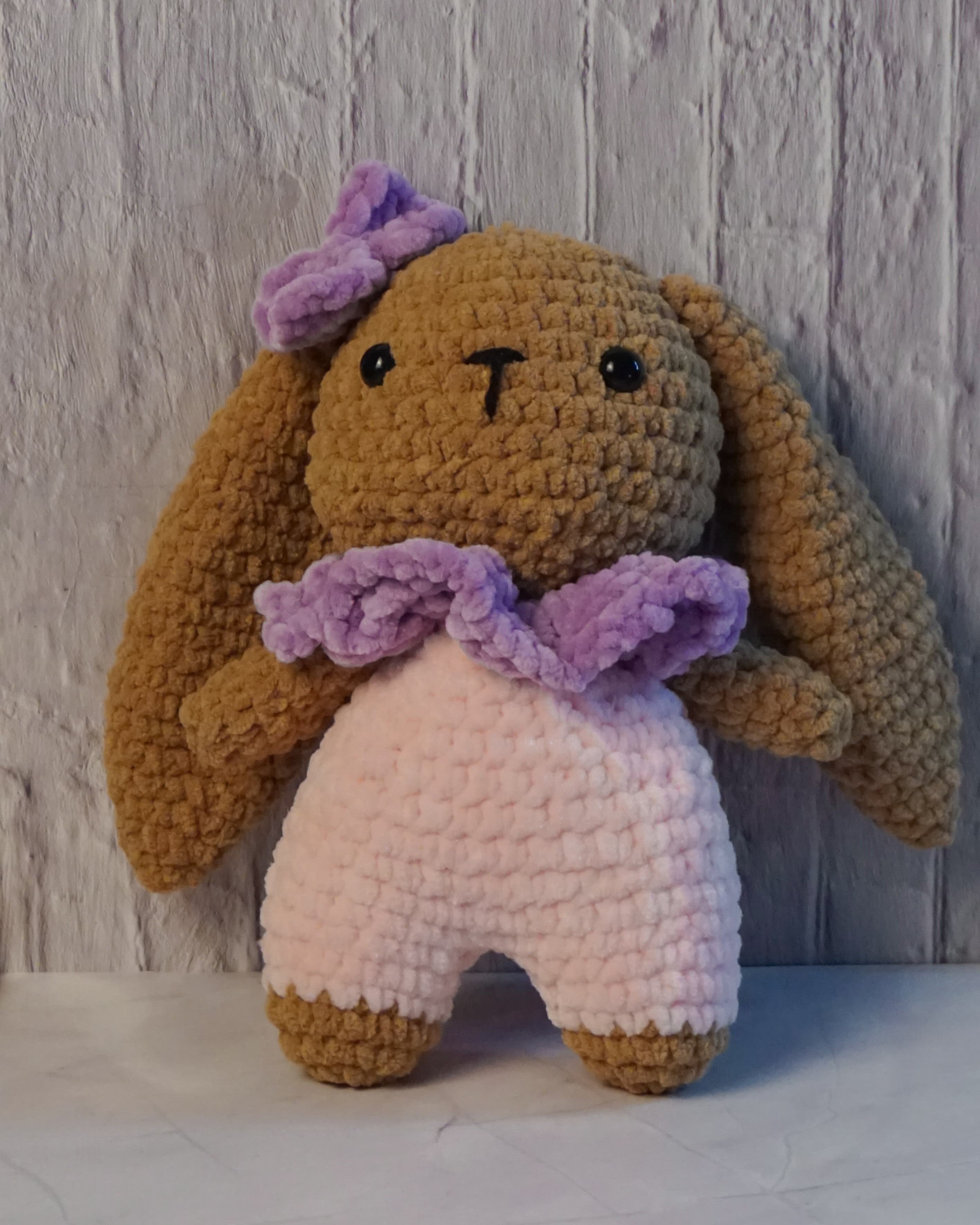 Lottie het Konijn – Gehaakt Konijnenknuffeltje | Handgemaakt Amigurumi Speelgoed