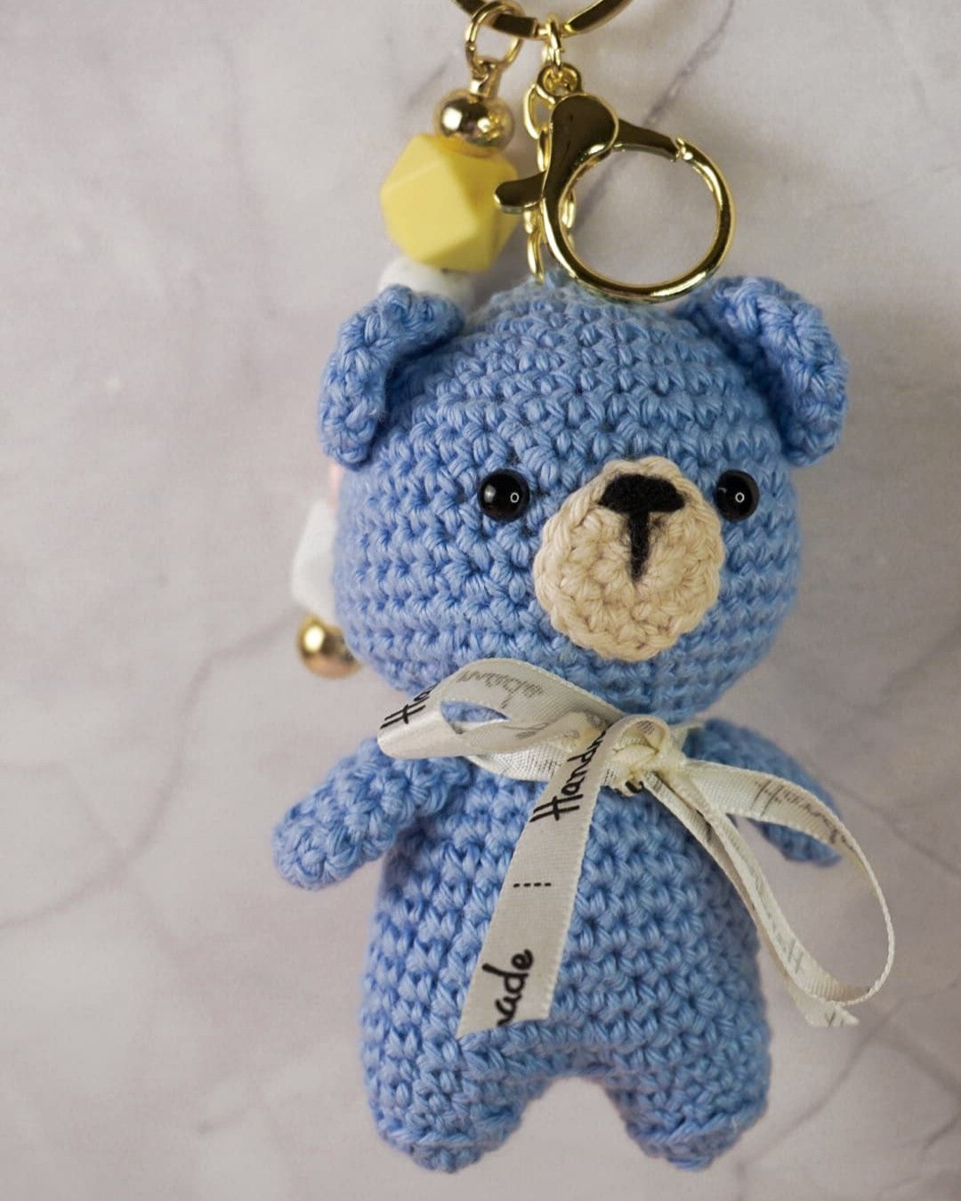 Beanie de Beer – Gehaakte Beren Sleutelhanger | Handgemaakte Amigurumi Knuffel